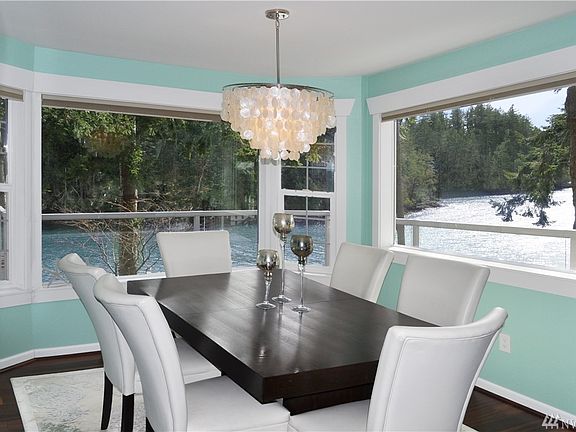 5th image of 51 S Bayview Dr