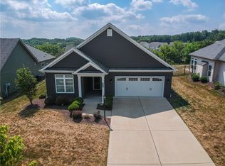 218 Brookside Dr, Cranberry Township, PA 16066