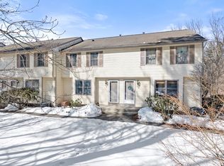 11 Cranleigh Mews #301, Nashua, NH 03063