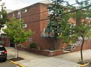 155 W 30th St, Bayonne, NJ 07002