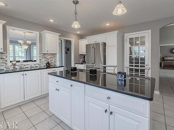 5th image of 3322 Country Meadow Ln