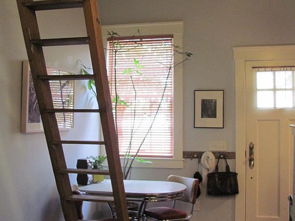 dining area, possible living with high upper loft.