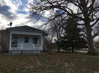 1604 Vandalia Rd, Hillsboro, IL 62049