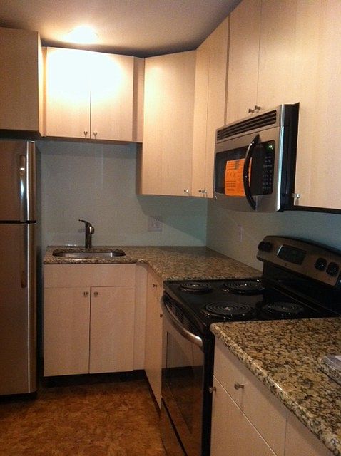 Kitchen with plenty of cabinet space