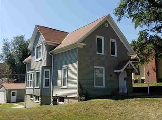 4220 S 18th St, Omaha, NE 68107