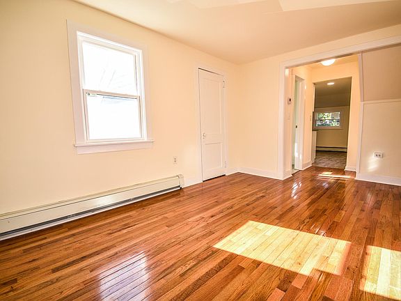 2nd image of 205 N Jackson Ave