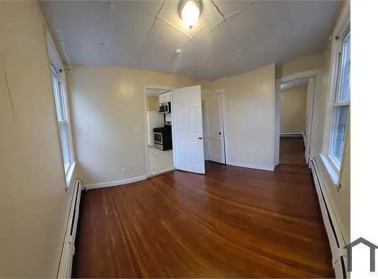185 Cowles St #2 — Photo 7