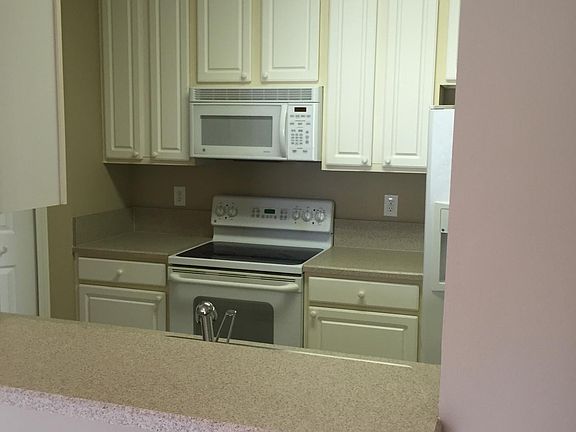 2nd image of 7801 Point Meadows Dr Unit 7203