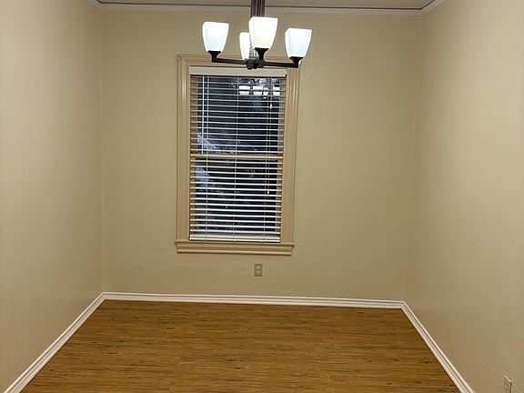 5th image of 125 Chandler Ln #1