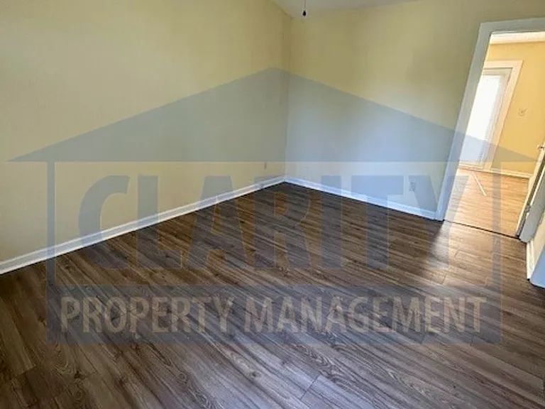 330-342 Tn Nursery Rd — Photo 3