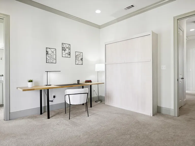 1656 Belmont Ave — Photo 31