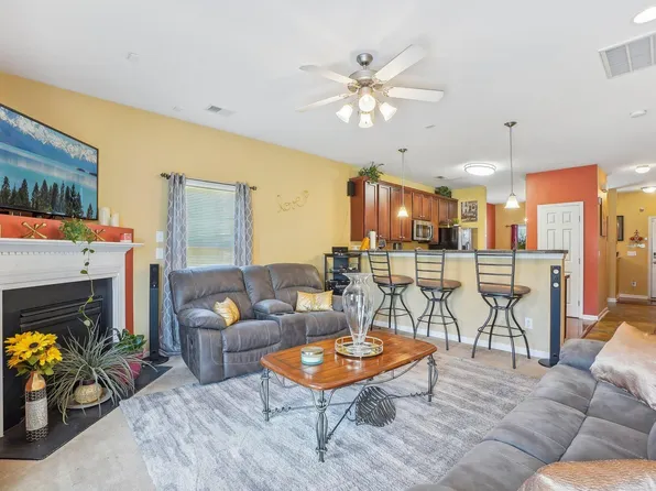 3 Miller Ct, Durham, NC 27704