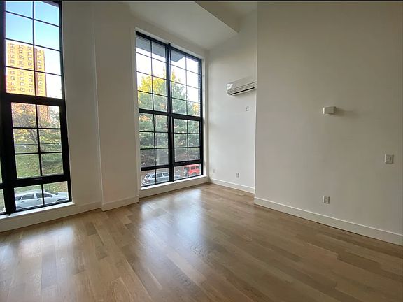 3rd image of 25 Bruckner Blvd #2H