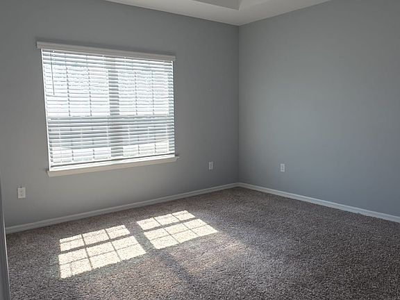 3rd image of 15126 Willow Arbor Cir