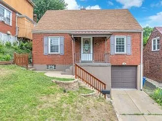 2827 Wenger St photo 1