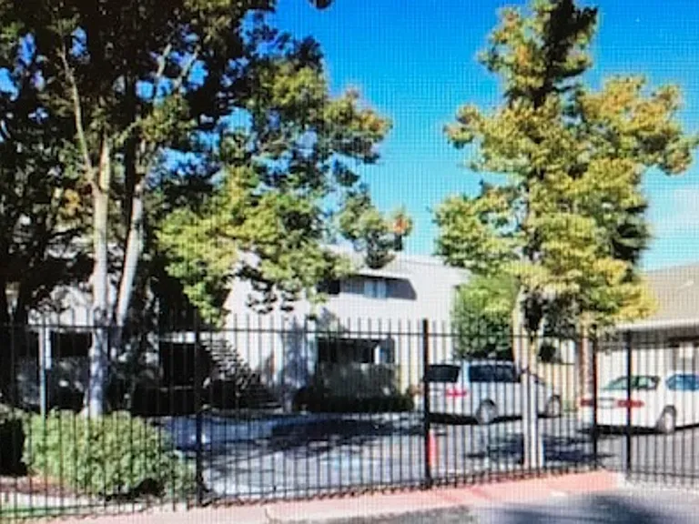 2281 Hurley Way — Photo 10