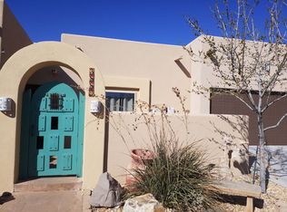 3889 Tayvis Rd, Las Cruces, NM 88012