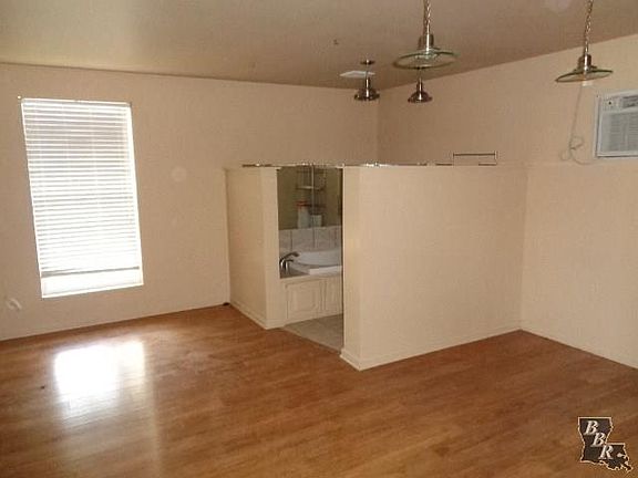 5th image of 217 Lynwood Dr