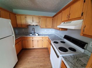 1734 Shiloh Dr, Fayetteville, NC 28304