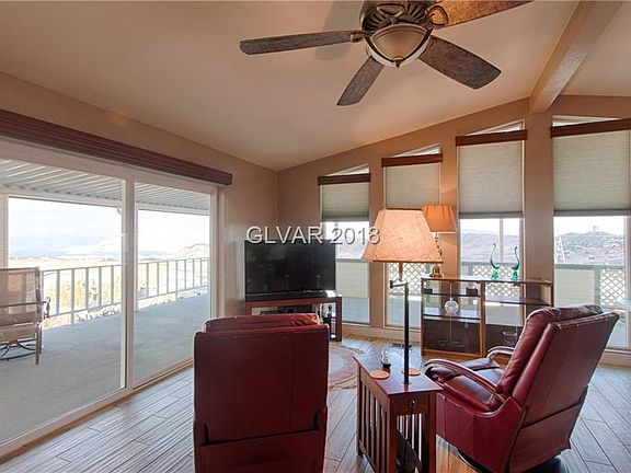 5th image of 498 Lake Erie Ln