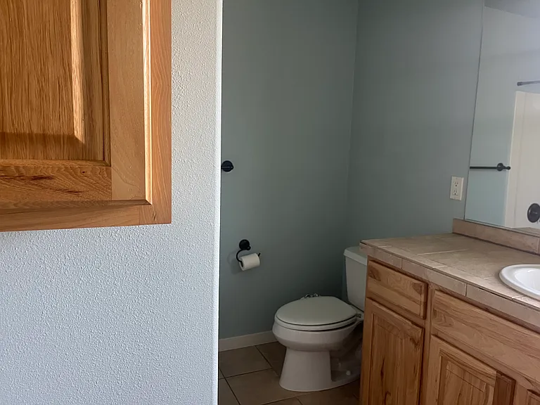 670 SE Glencoe Pl — Photo 30