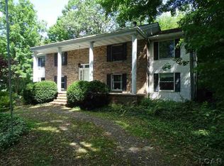 640 N Scott St, Adrian, MI 49221