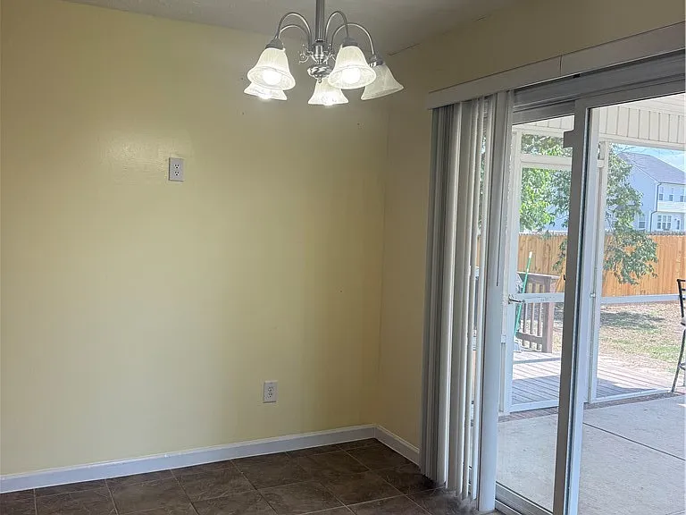 158 Asheford Way — Photo 4