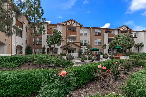Heritage Park Senior Apartment Homes Photo 1