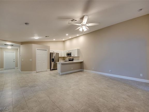 5th image of 4228-4230 Santa Barbara Blvd