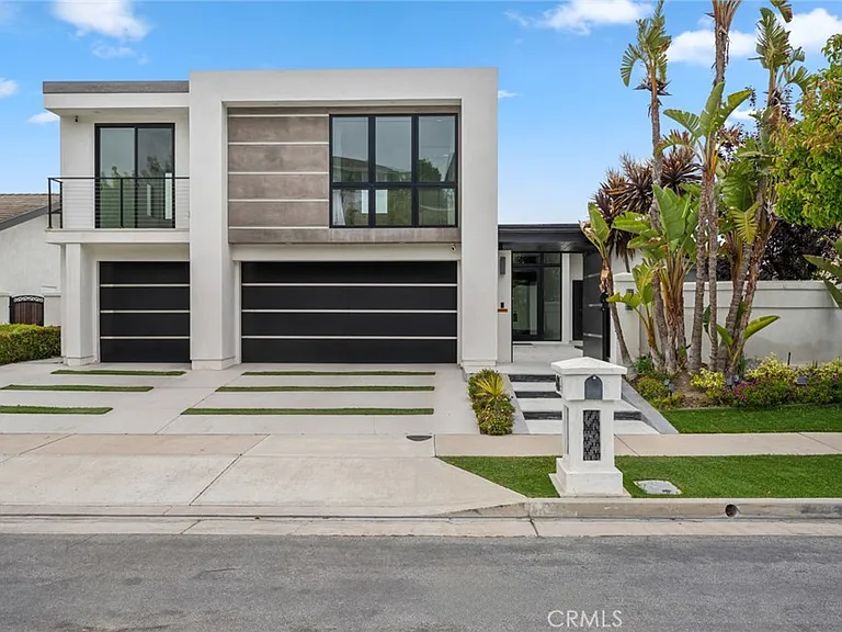 48 Drakes Bay Dr — Photo 1