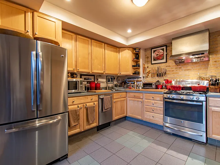 2144 Ashland Ave #3 — Photo 7