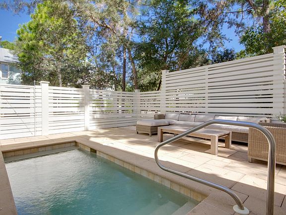 Dipping Pool