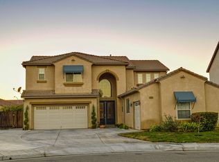 2244 S Renn Ave, Fresno, CA 93727