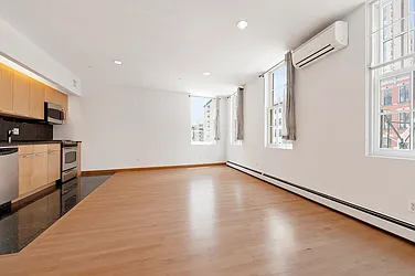 Rented by Nest Seekers International