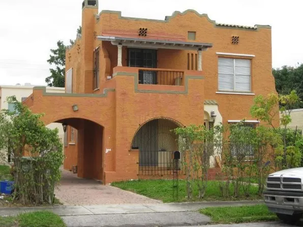 2261 SW 17th St, Miami, FL 33145