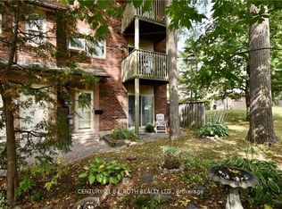 11 Meadow Ln #1, Barrie, ON L4N 6Z1