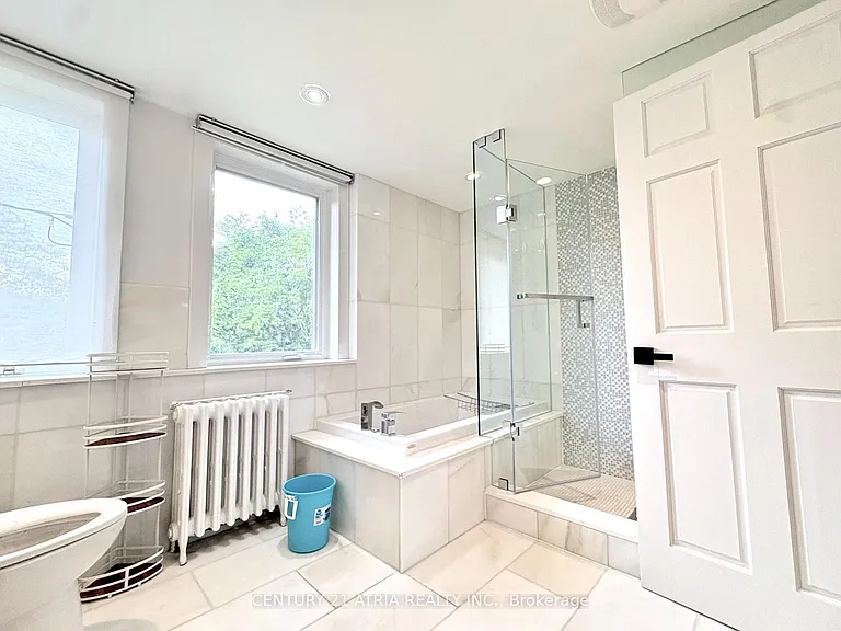 1458 Military Trl #1-room 1 — Photo 9