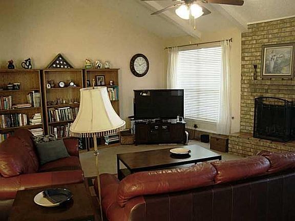 3rd image of 6715 Camino Fuente Dr