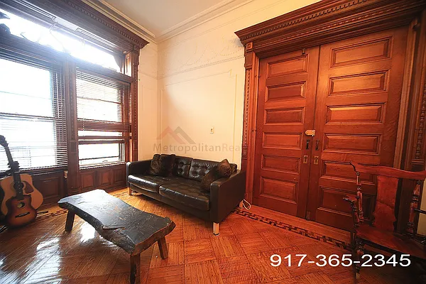 Rented by Metropolitan Realty | media 5