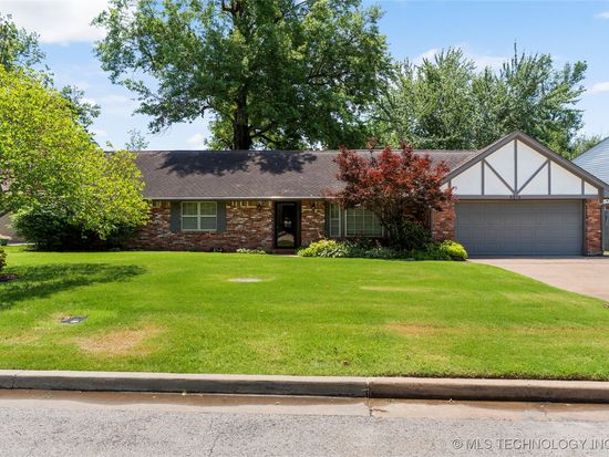 6016 E 52nd Pl, Tulsa, OK 74135