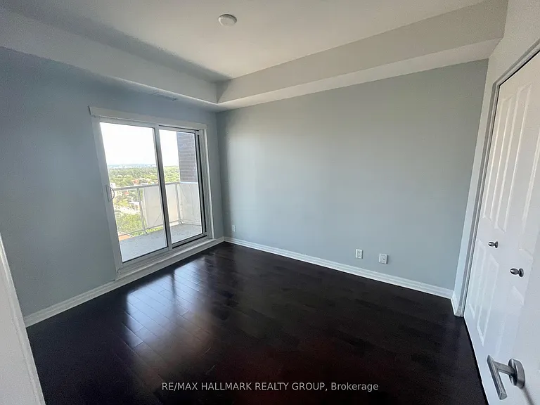 242 Rideau St #2105 — Photo 7