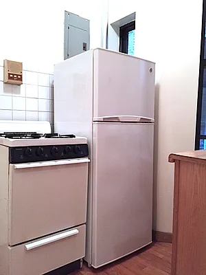 Rented by Warren T Real Estate Corp. | media 21