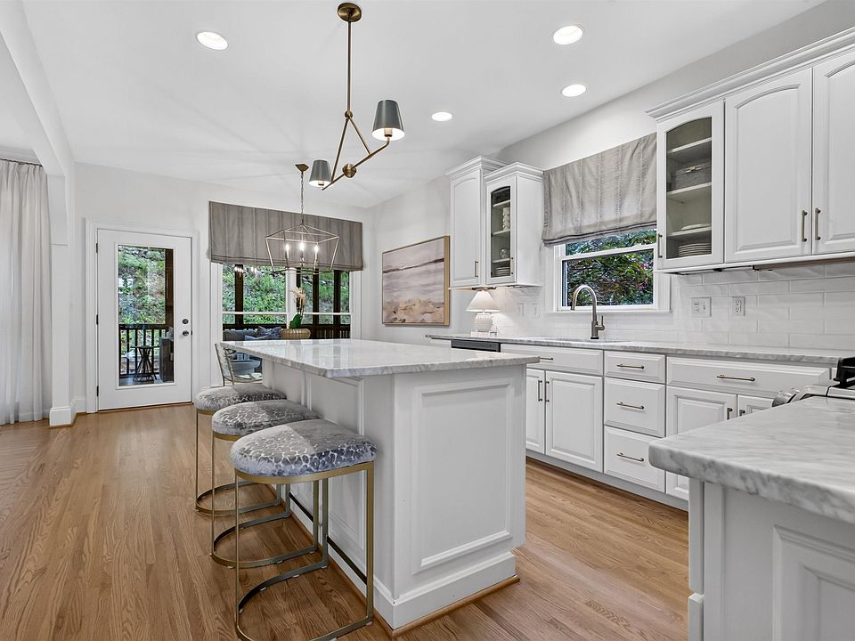1st image of 2059 Knollwood Pl