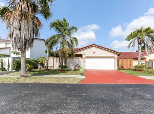 9207 SW 150th Ave, Miami, FL 33196