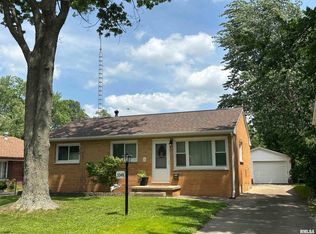 3348 S 3rd St, Southern View, IL 62703