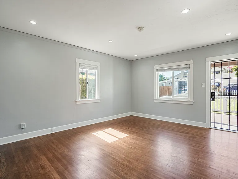 2251 Felspar St — Photo 29