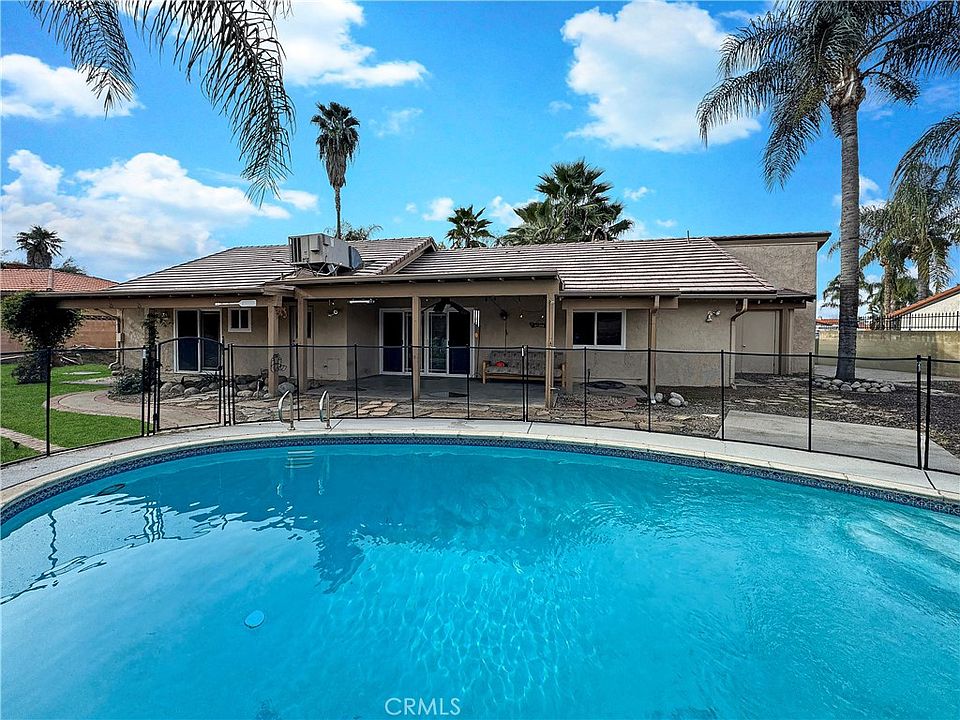 1st image of 43158 San Mateo Way