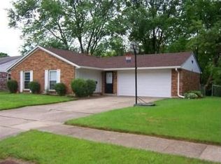 285 Kesling Dr, Springboro, OH 45066