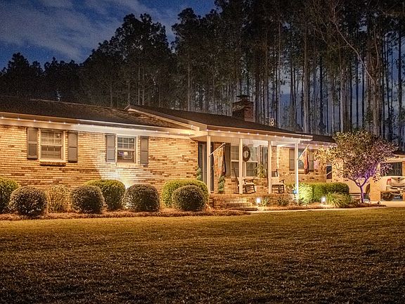 2nd image of 6286 Val Del Rd