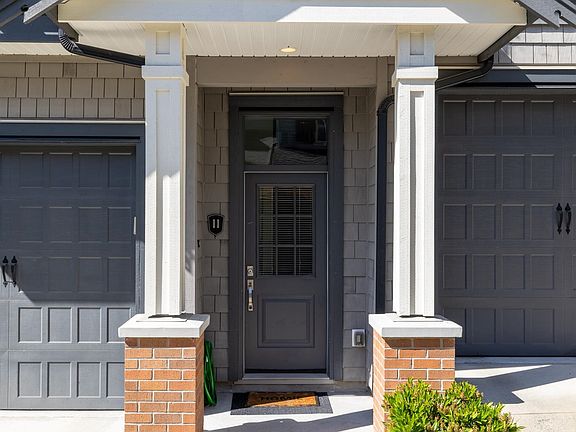 2nd image of 3470 Highland Dr #11